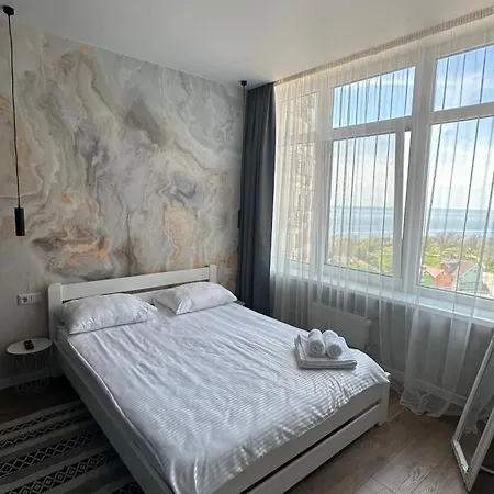 Apartment Kamanina 44 Pearl Odesa